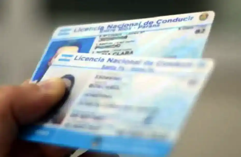 Licencia de conducir: qué cambia para mayores de 65 años 1 Licencia de conducir: qué cambia para mayores de 65 años