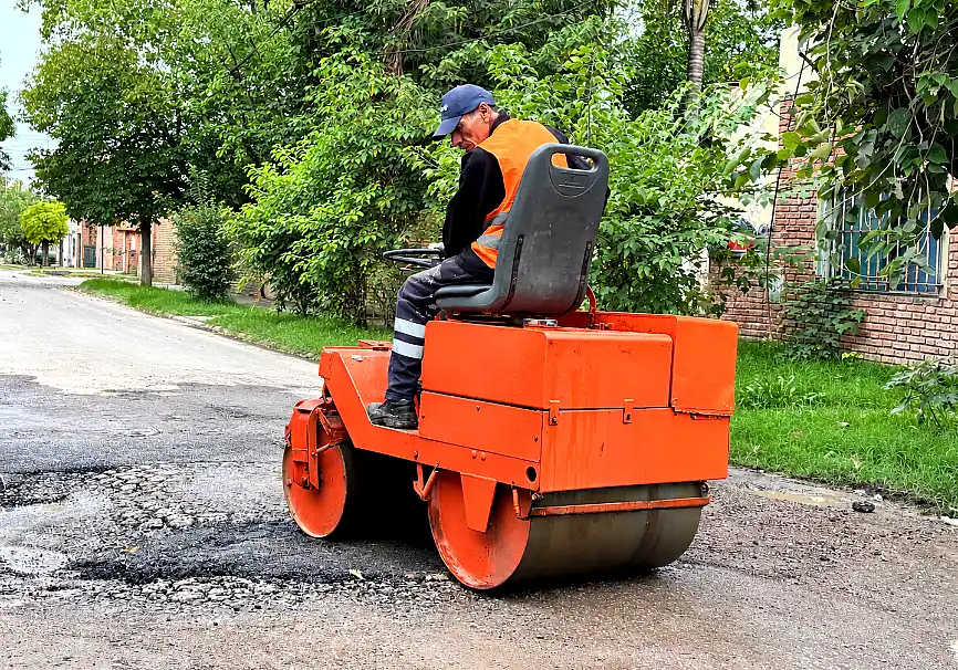 Obras de mejoramiento vial en el barrio La Loma 1 Mejoramiento vial