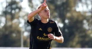 Flandria ganó con nueve y dio un golpe clave ante Camioneros