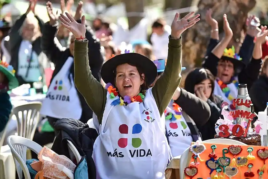 Programa Más Vida: la Provincia reformula la asistencia alimentaria 1 Programa Más Vida: la Provincia reformula la asistencia alimentaria