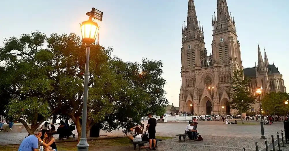 Luján concentra el boom de búsquedas por la visita de León XIV