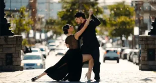 Mora Godoy llega a Luján con un show de tango y tecnología