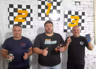 Maxi Naranjo los saco a pasear en Pick Up Maxi Naranjo los saco a pasear en Pick Up