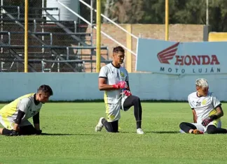 Flandria debuta ante Dock Sud Flandria debuta ante Dock Sud