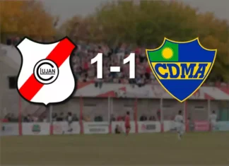 Con dos menos, el Lujanero salvó un punto