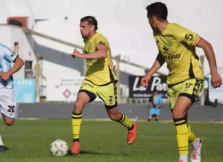 Flandria ganó y se mantiene en el reducido Flandria El Canario obligado a ganar para entrar en la zona de reducido