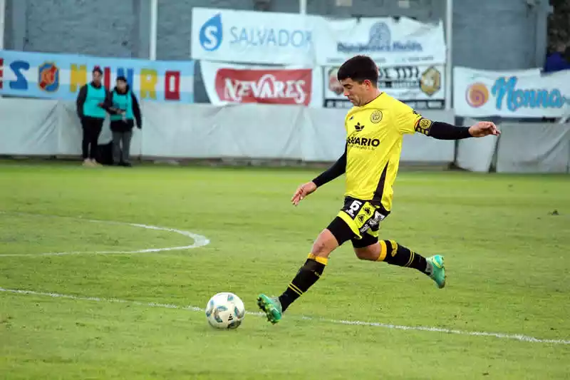 El Canario recibe a Fénix en el Carlos V El Canario recibe a Fénix en el Carlos V