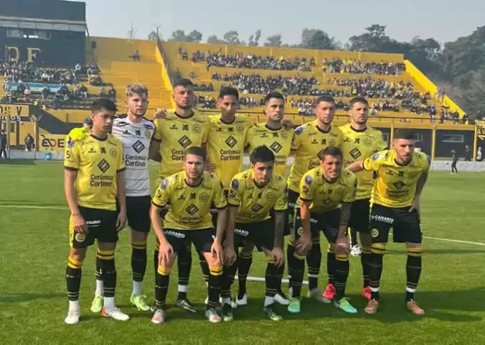 Flandria busca un triunfo en Berisso