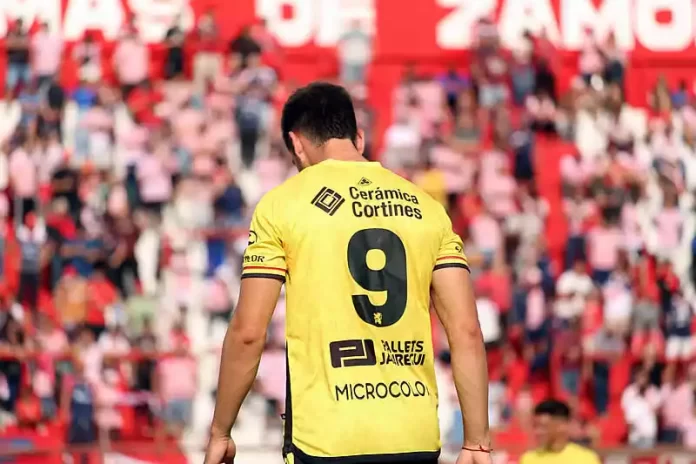 Flandria empató y se quedó con las manos vacías Flandria empató y se quedó con las manos vacías