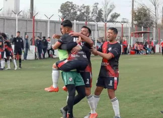 Luján dio vuelta el partido y se quedó con los tres puntos en Rosario Luján derrotó a Centro Español y se mantiene primero