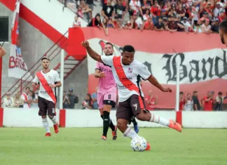 El Lujanero derrotó a Central Ballester y sueña en grande El Lujanero derrotó a Central Ballester y sueña en grande