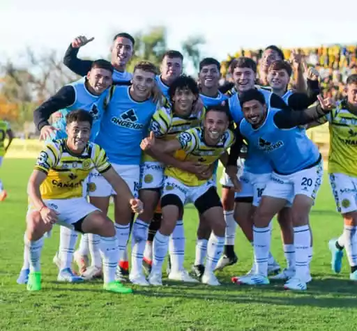 Flandria volvió a ganar en casa y respira Flandria volvió a ganar en casa y respira