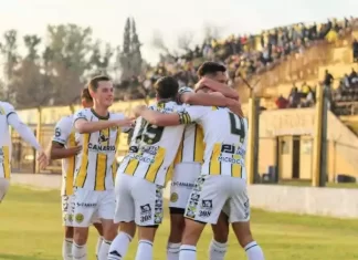 Flandria ganó ante Urquiza con oficio y se ilusiona Flandria ganó ante Urquiza con oficio y se ilusiona