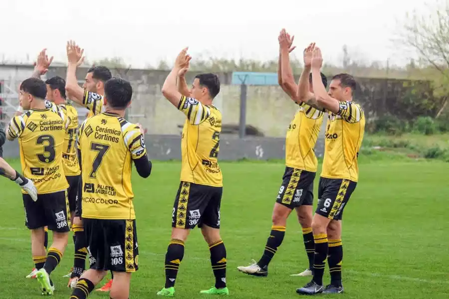 Flandria jugará los cuartos de final del Reducido ante Real Pilar flandria entró al reducido