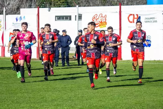 El Lujanero busca su pase en casa ante El Porvenir