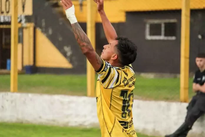 Flandria se hizo fuerte en el Carlos V y venció a Villa Dálmine