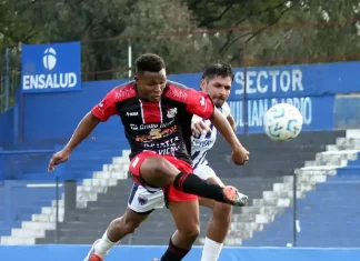 El Lujanero busca dar otro paso en su sueño de ascenso ante Sportivo Barracas El Lujanero busca dar otro paso en su sueño de ascenso ante Sportivo Barracas