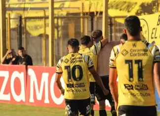 Flandria se quedó con el triunfo, pero Midland celebró el ascenso igual Flandria se quedó con el triunfo, pero Midland celebró el ascenso igual