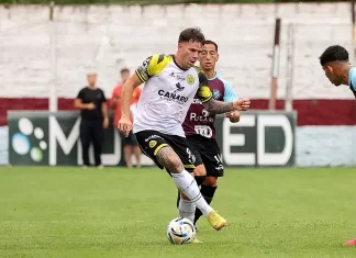 Flandria profundiza su crisis con nueva caída ante UAI Urquiza Flandria profundiza su crisis con nueva caída