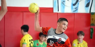 Liga de Handball escolar: 500 alumnos ya compiten en el Polideportivo Liga de Handball escolar