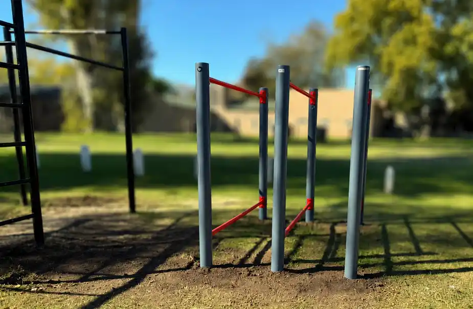Calistenia en el polideportivo