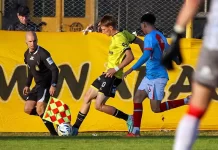 Flandria sumó ante el líder y cortó la racha adversa Flandria Arsenal