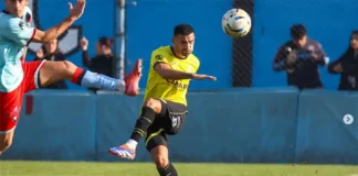 Flandria volvió a perder y profundiza su crisis en la Primera B Flandria volvió a perder