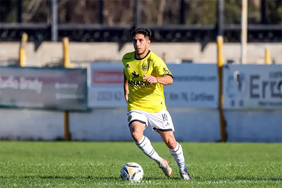 Flandria empató 1 a 1 ante UAI Urquiza en Jáuregui 6 Flandria empató 1 a 1 ante UAI