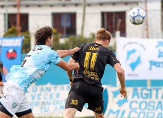 Flandria perdió ante Villa San Carlos y quedó al límite con el descenso Flandria perdió ante Villa San Carlos